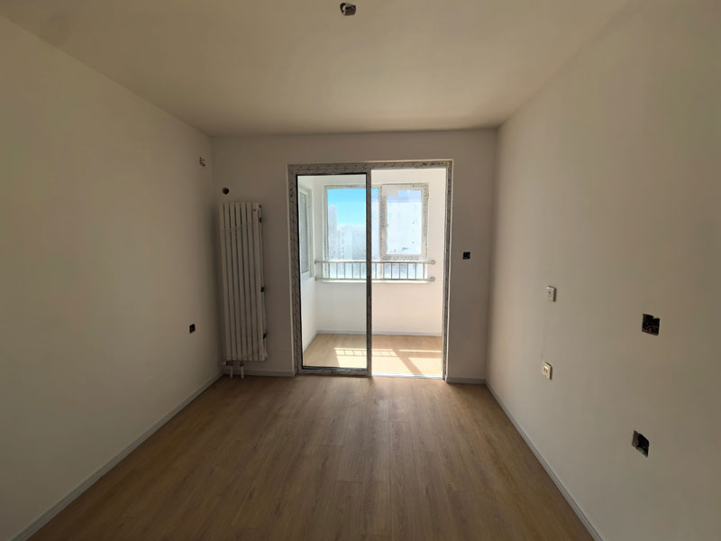 1757487329126384.jpg 2.jpg